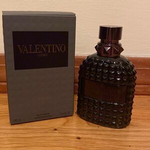 Valentino Uomo Intense
